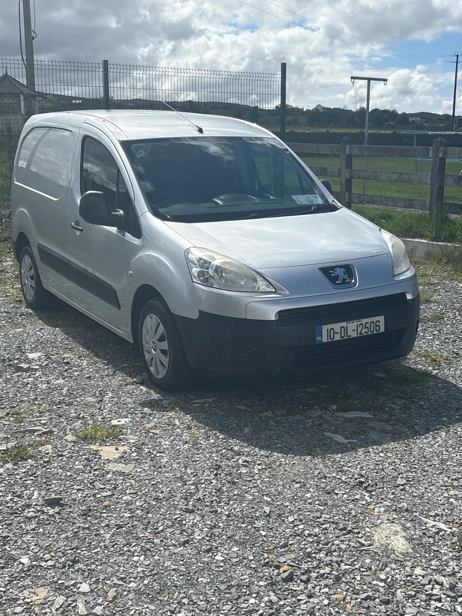 Peugeot Partner 2010 - Image 1
