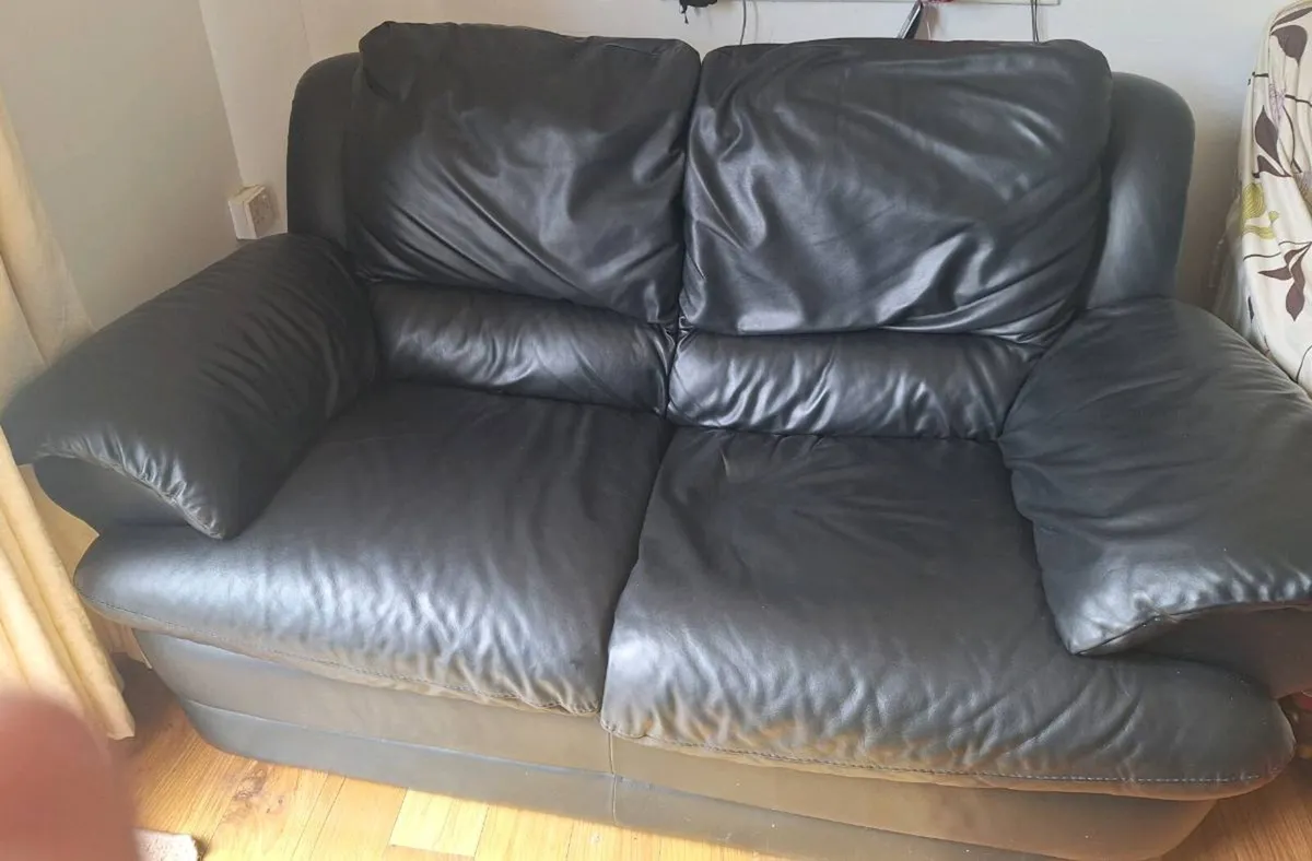 Natuzzi Italian Black Leather 2-Seater Sofa - Image 3