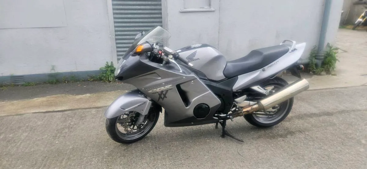 2007 Honda Cbr 1100 Blackbird - Image 4