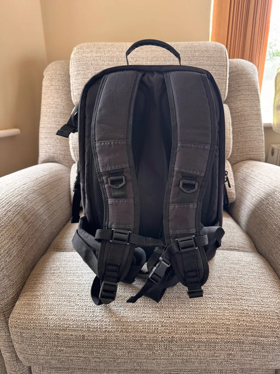 New Amazon Basics DSLR Camera & Laptop Backpack - Image 2
