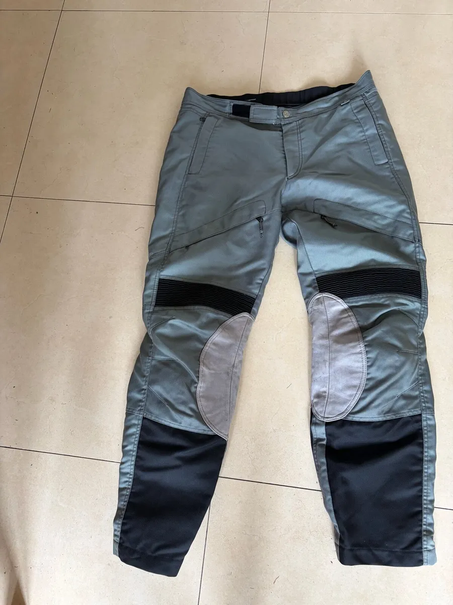 BMW motorcycle pants - Image 3