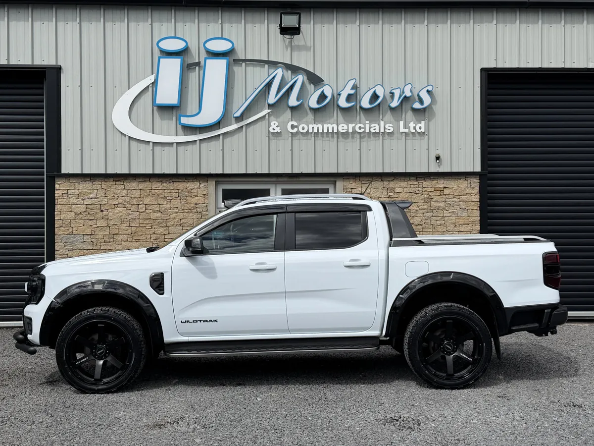 '24 FORD RANGER 2 LITRE BI-TURBO WILDTRAK ECOBLUE - Image 4