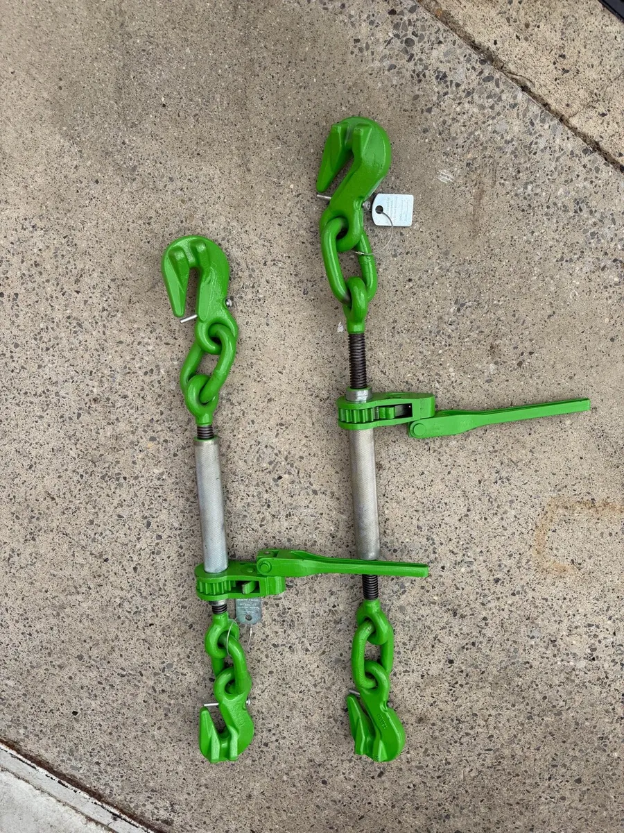 Chain Binders - Image 1