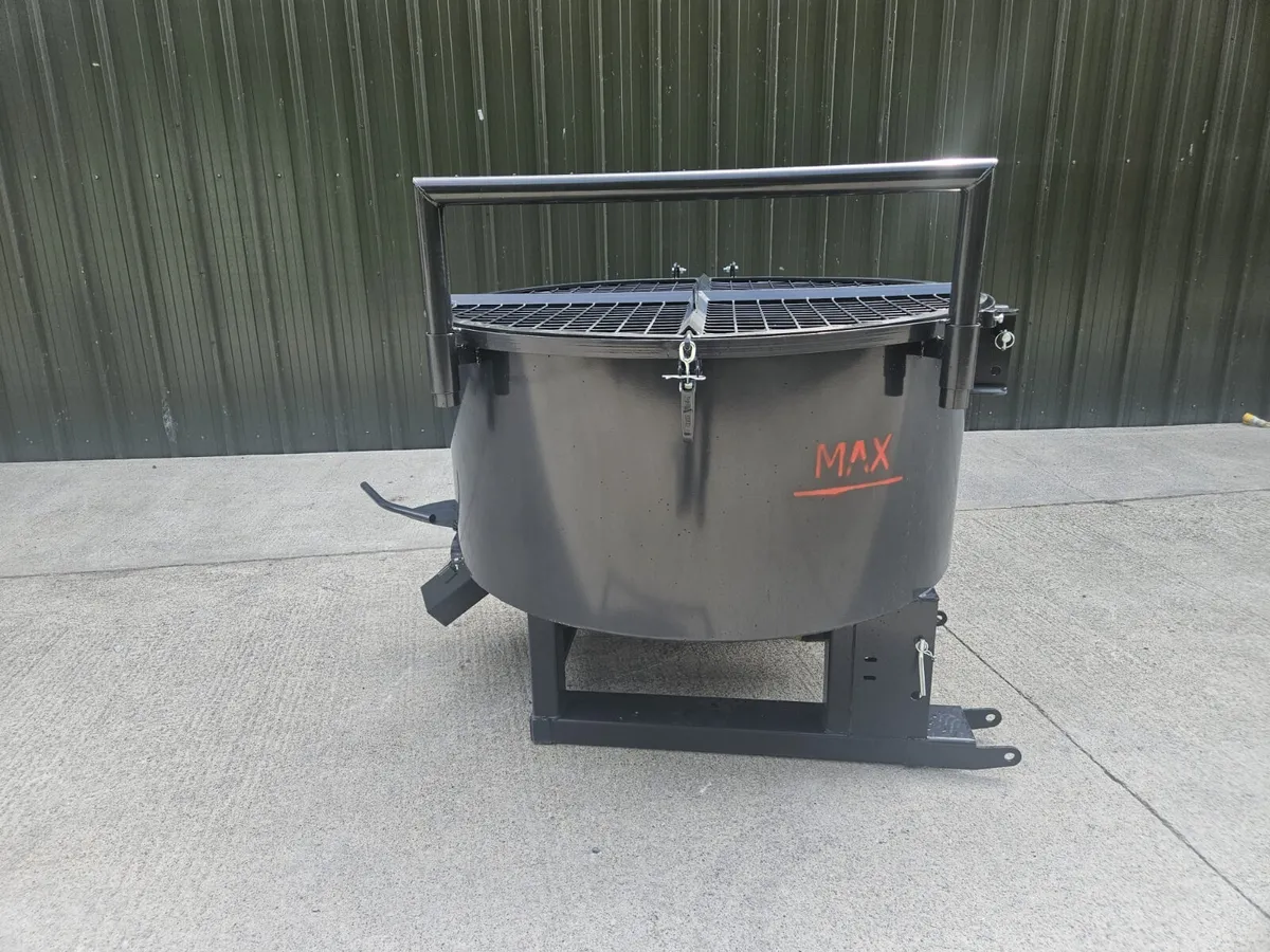 Rhino pan mixer - Image 1