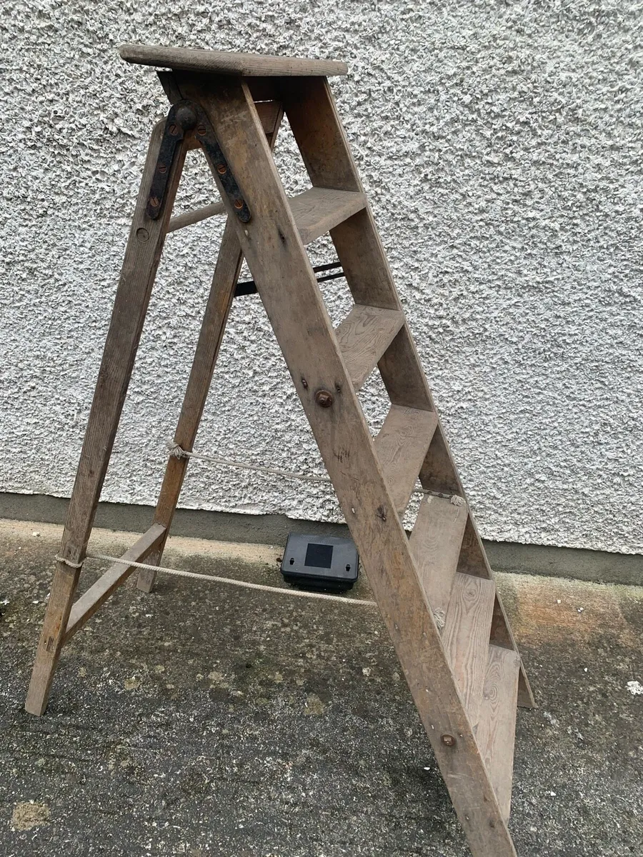 Vintage wooden ladder - Image 2