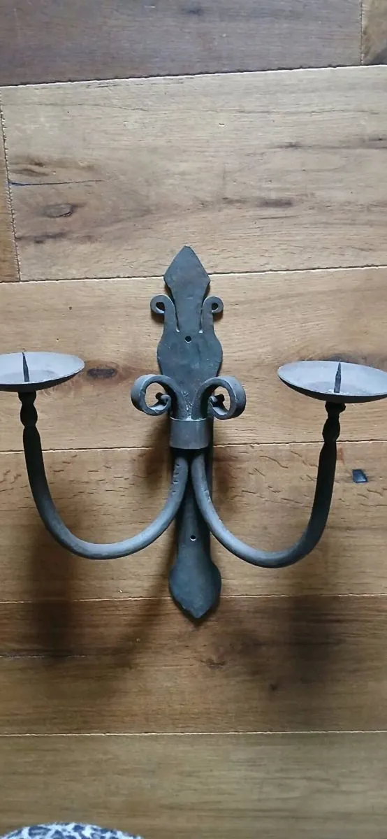 Cast iron candle holder - Image 2