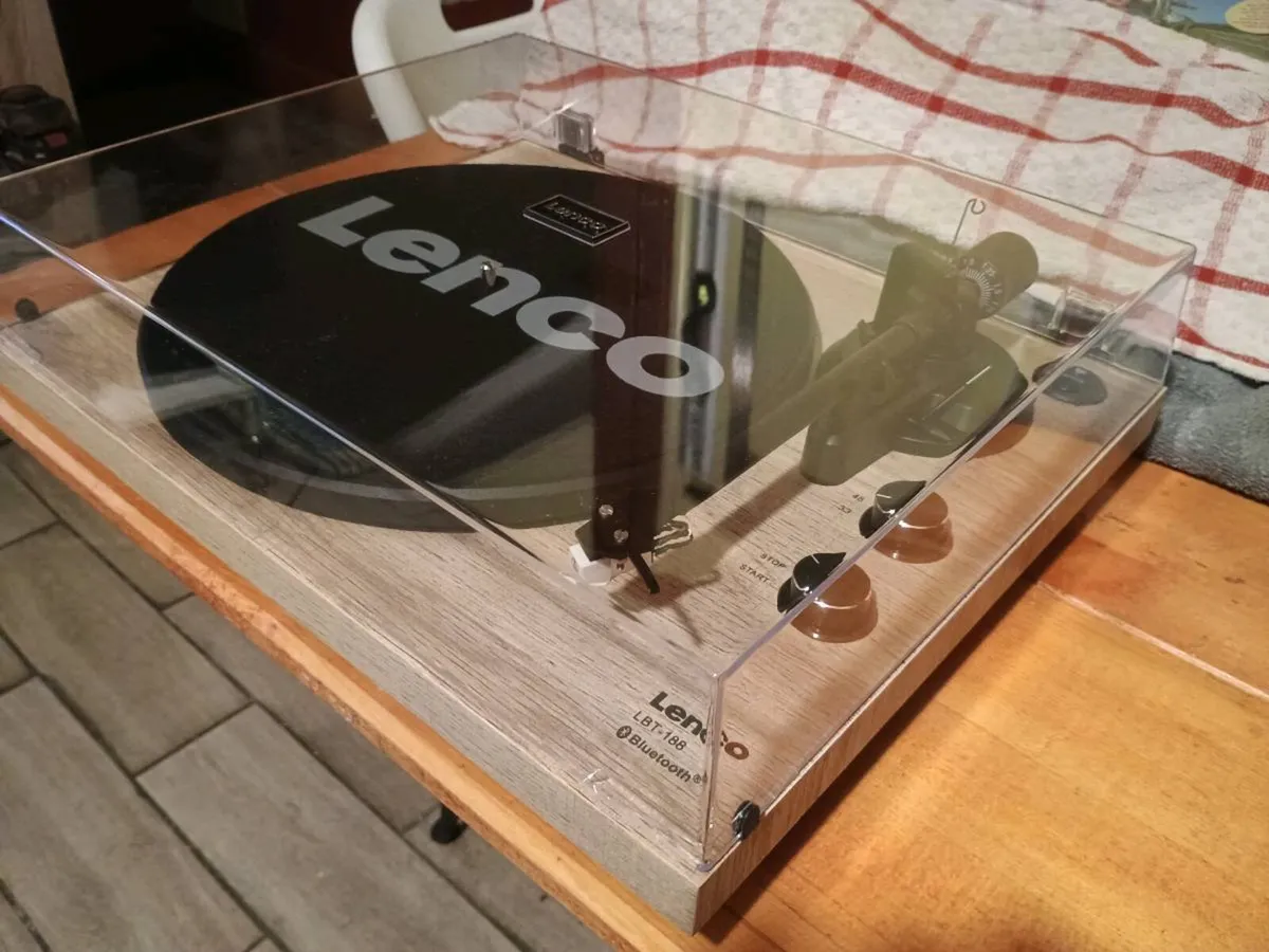 Lenco Bluetooth turntable - Image 4