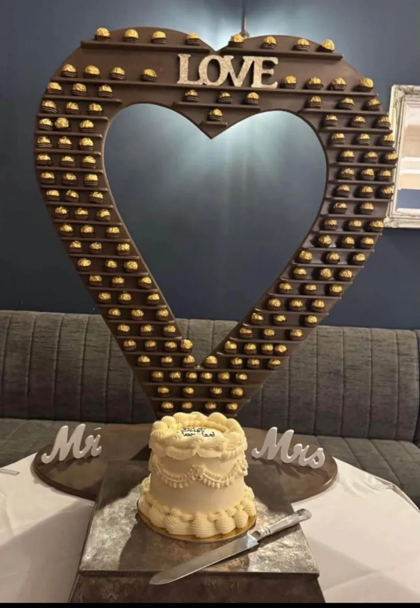 Ferrero Rocher Stand - Image 1