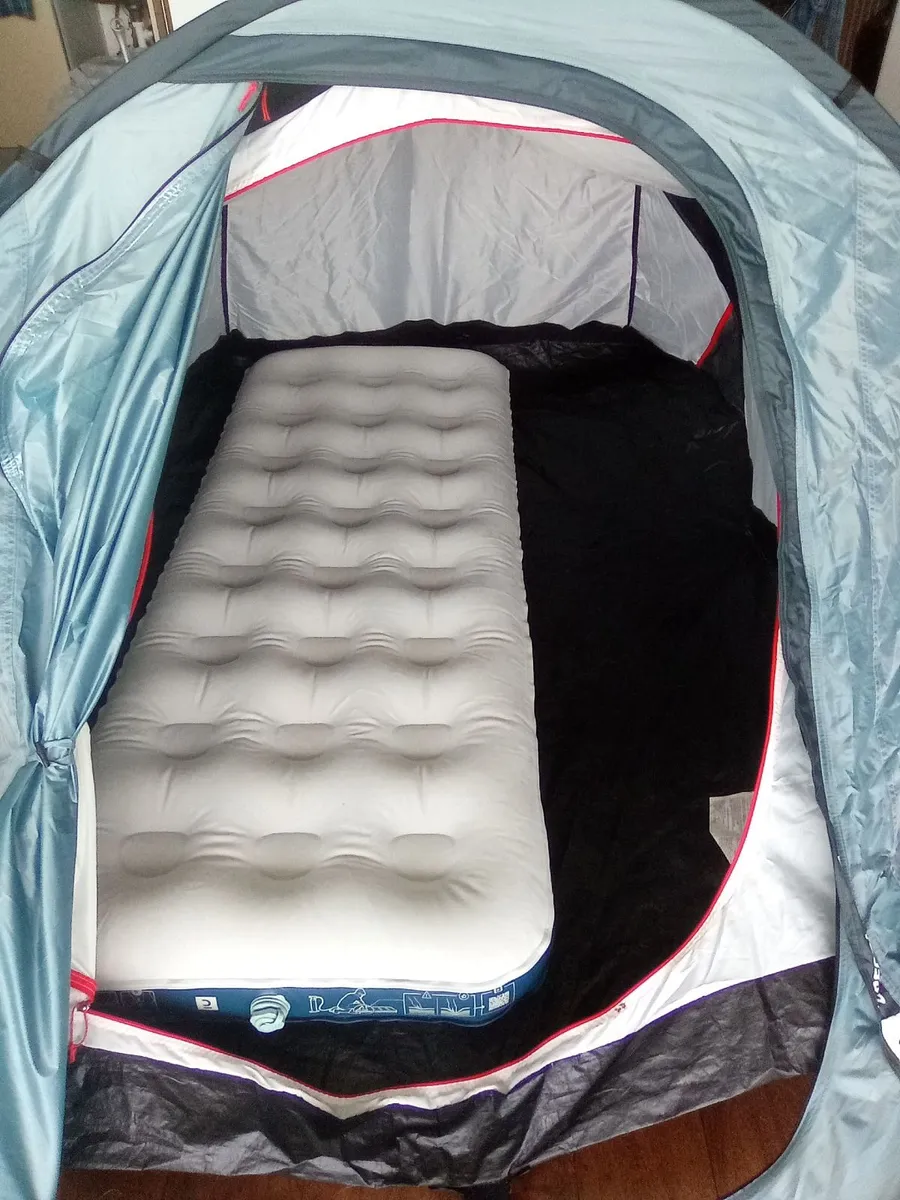 Quechua  inflatable 1-person camping mattress - Image 3
