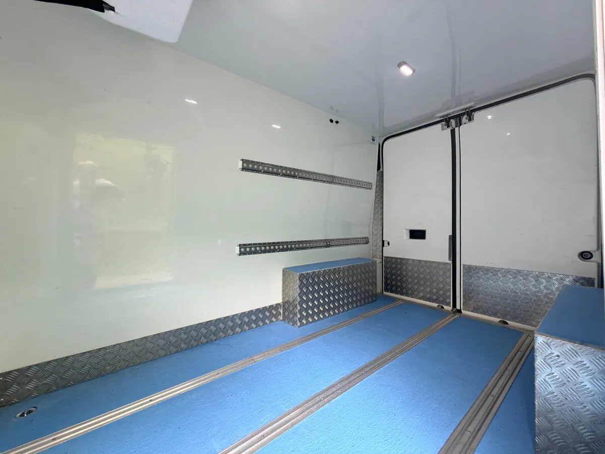 2020 Peugeot Boxer Refrigerated Van - Image 3