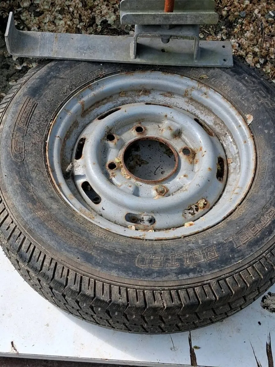 Tractor - Image 2