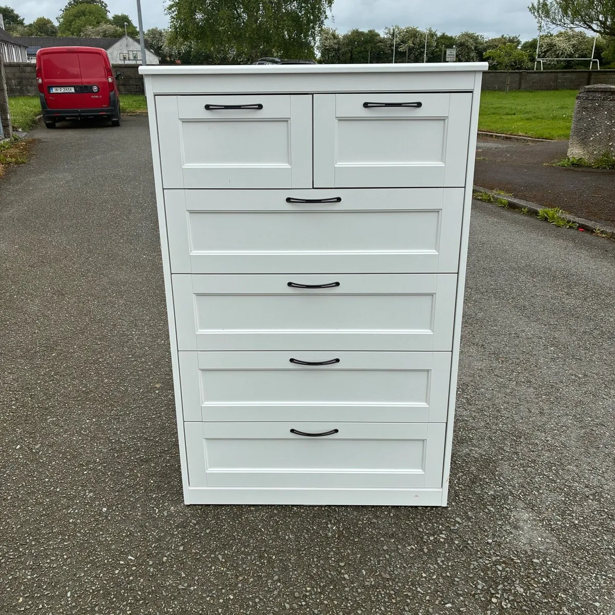 Tall Boy White Chest of 6 Derp Drawers - Image 1