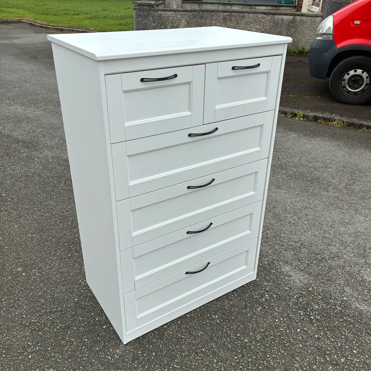 Tall Boy White Chest of 6 Derp Drawers - Image 2