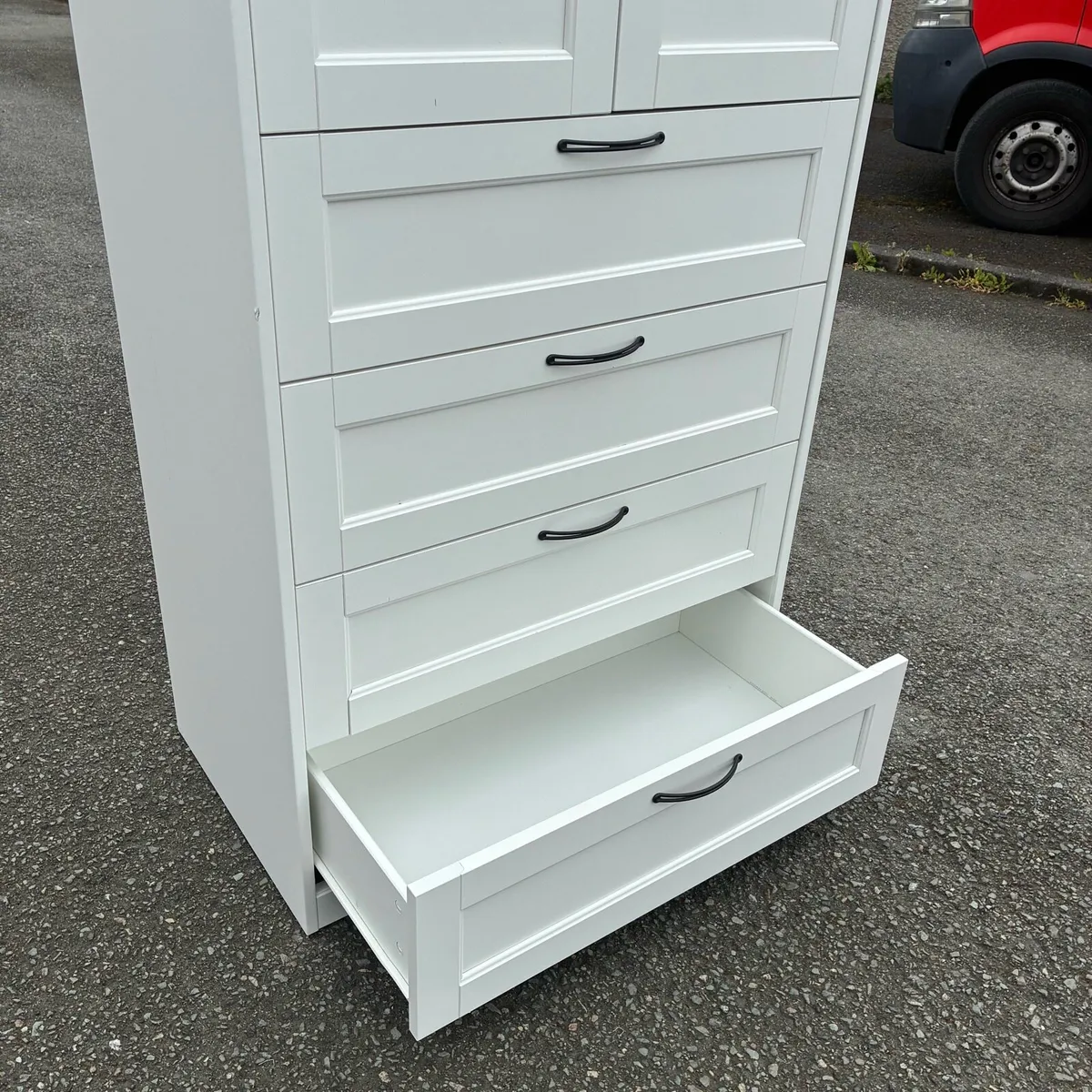 Tall Boy White Chest of 6 Derp Drawers - Image 3