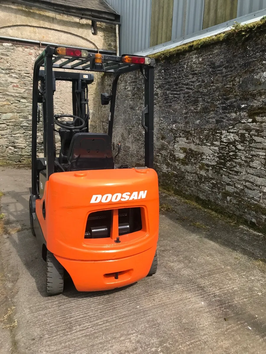 Forklift for sale - Image 2