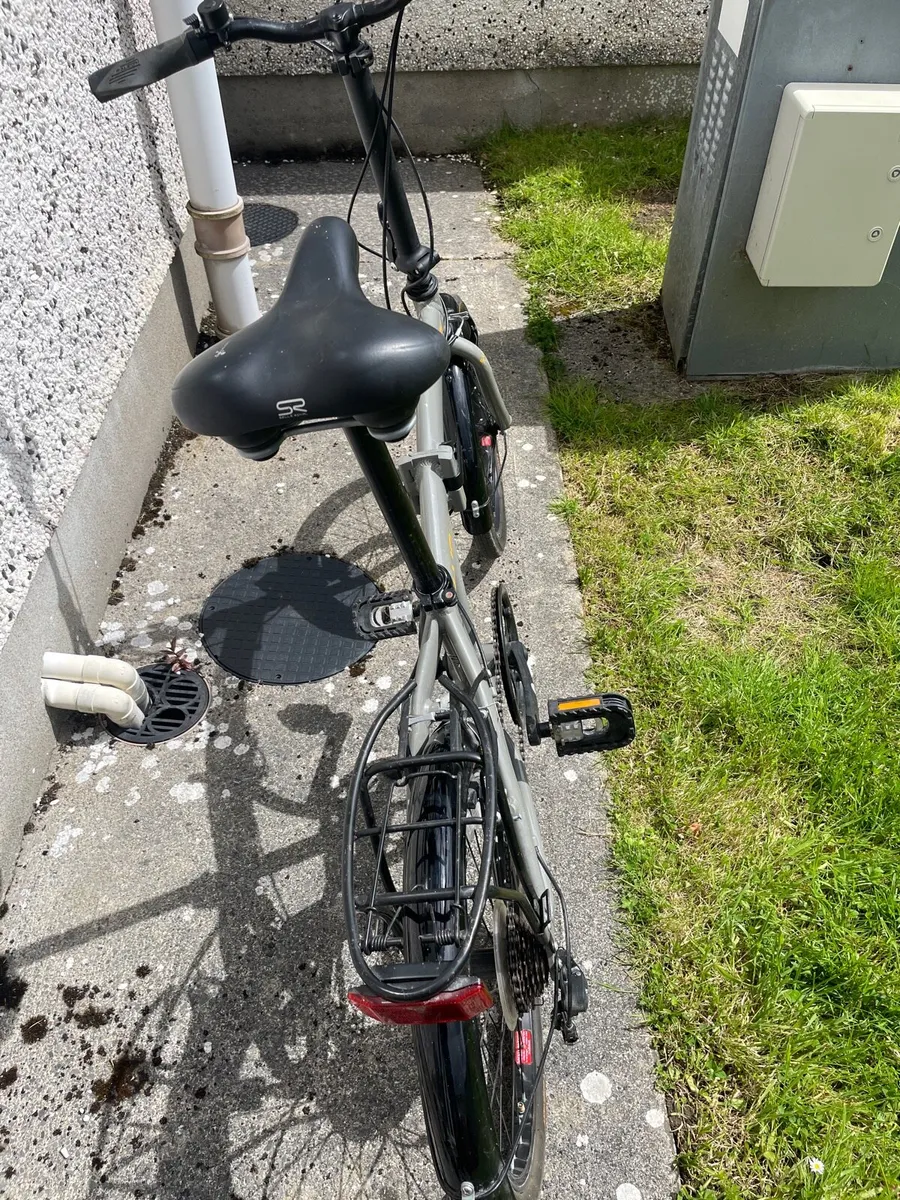 Raleigh Evo Two Folding Bike - Image 4