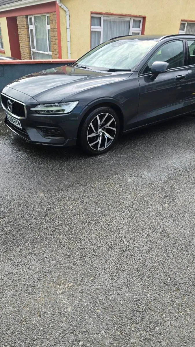 Car - Image 3