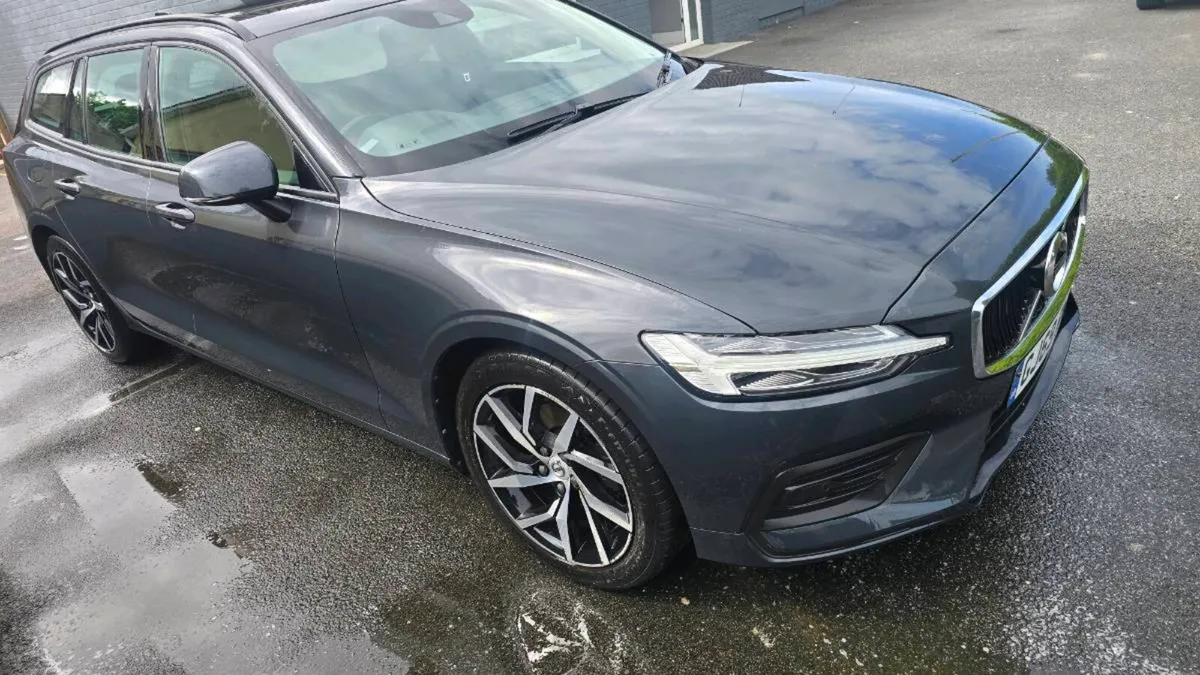 Car - Image 1