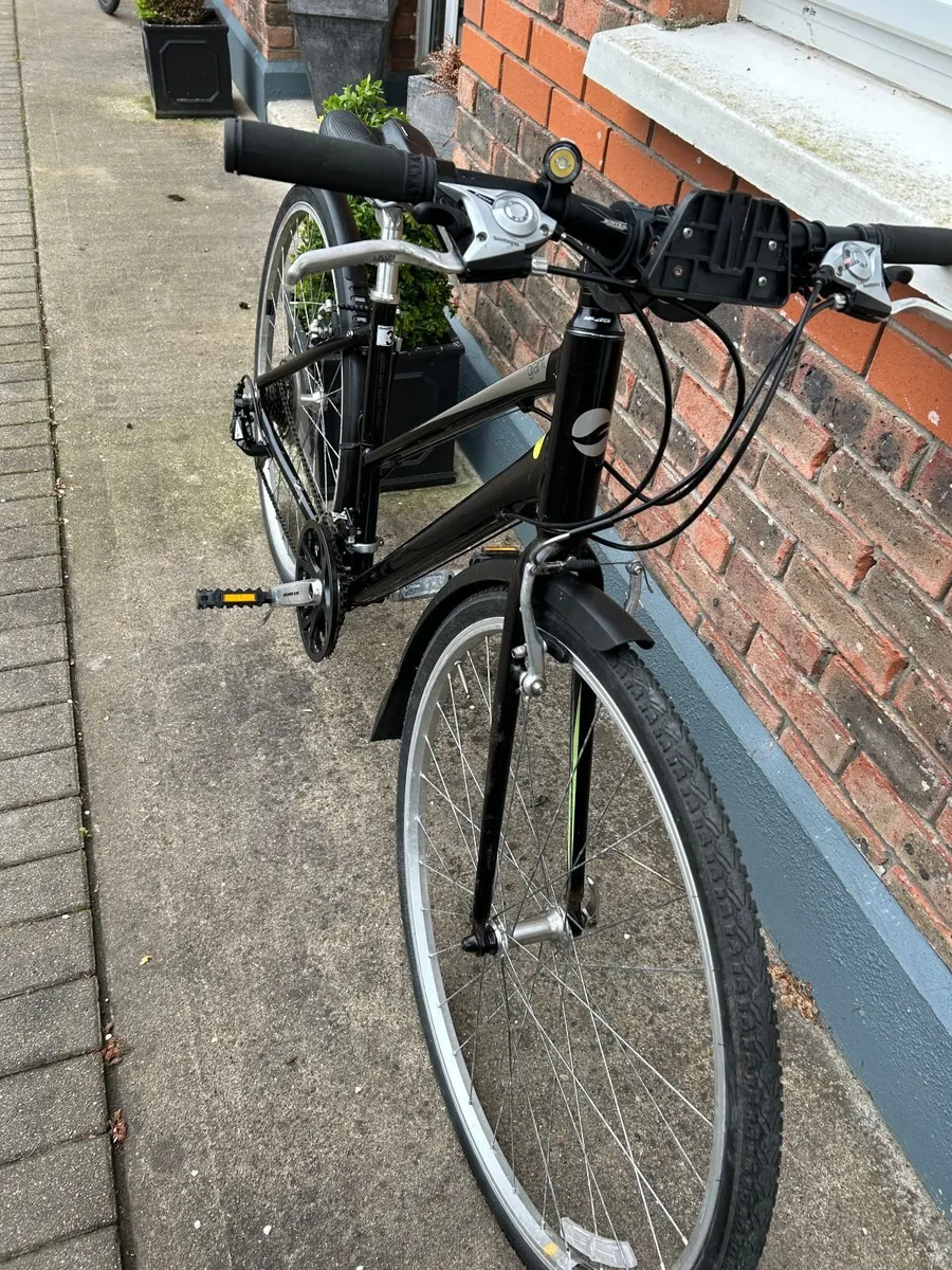 Giant Escape 3 Women's Hybrid Bike – Excellent Con - Image 4
