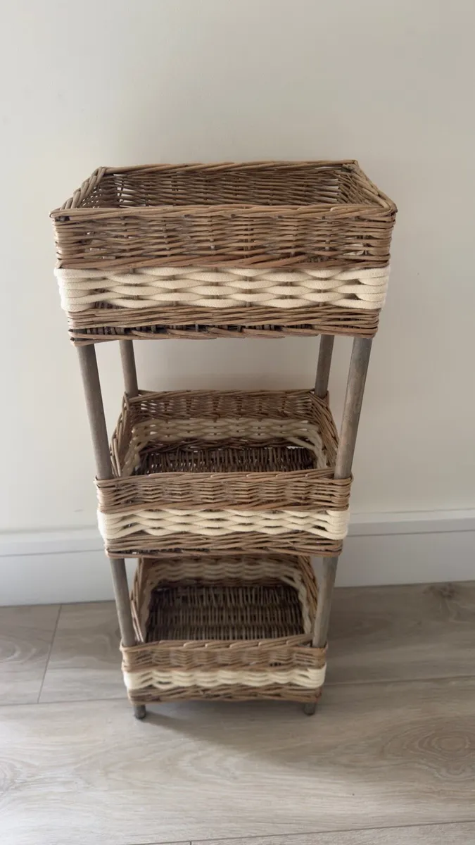 Light Natural Chalk Malvern Storage Caddy - Image 1