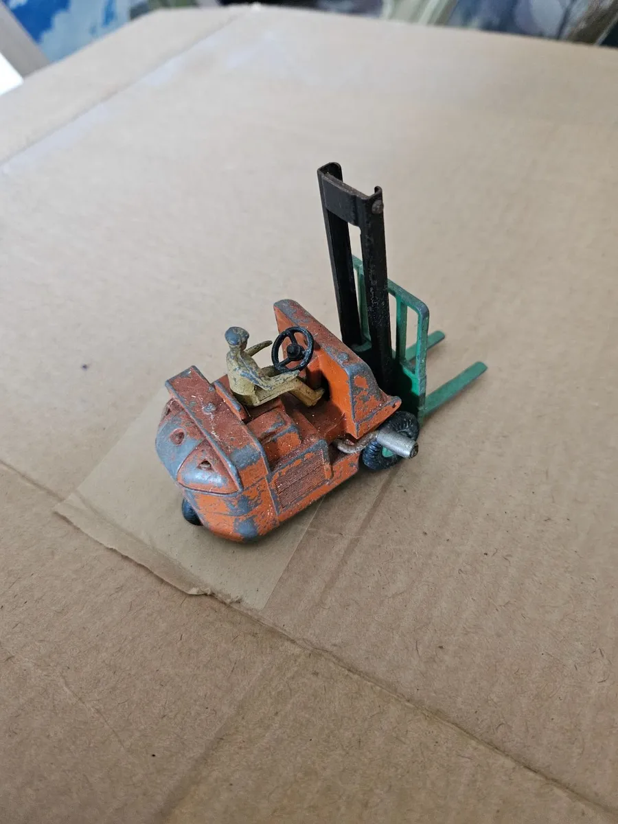 Dinky 1950's Forklift - Image 1