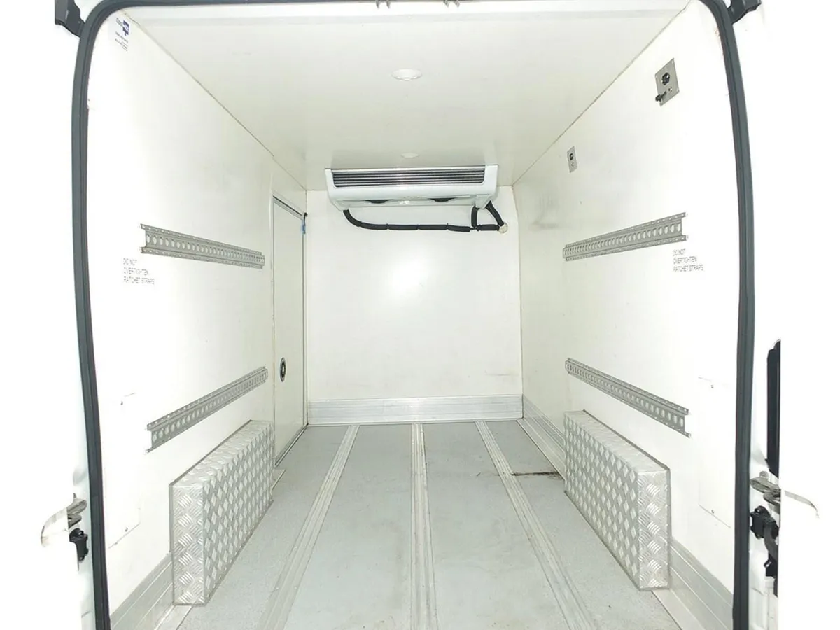 2020 Citroen Relay Refrigerated Van - Image 2