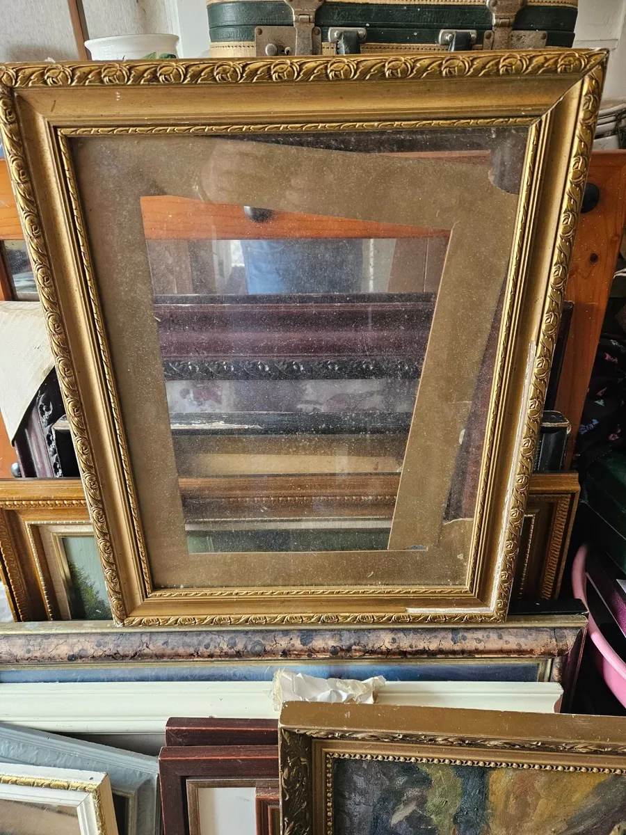 Vintage Picture Frame - Image 1