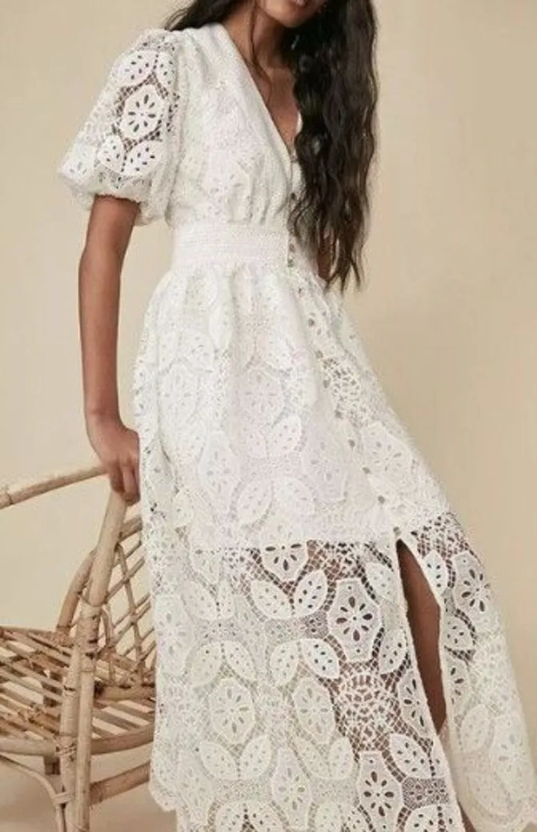 Oasis Lace Dress - Image 2