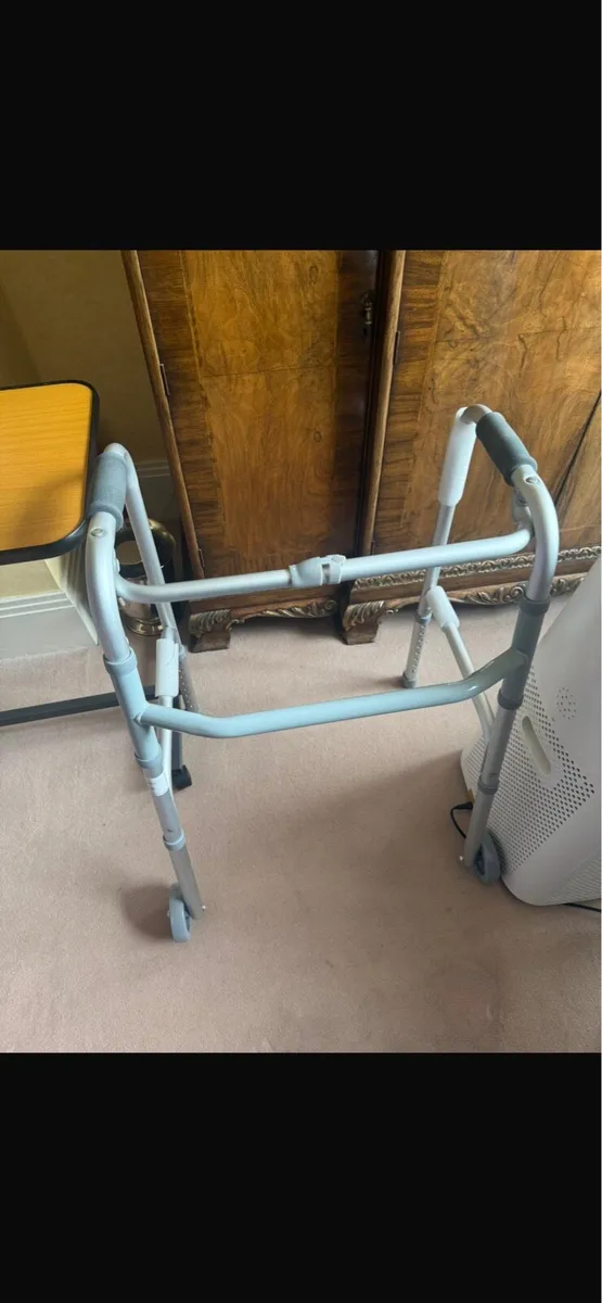 Walking frame