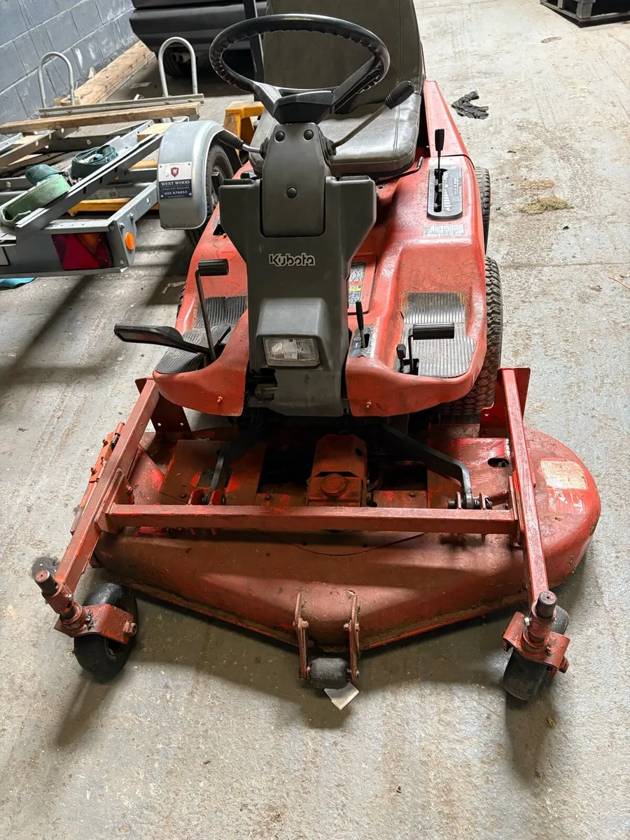 Kubota lawnmower or grass cutters - Image 1