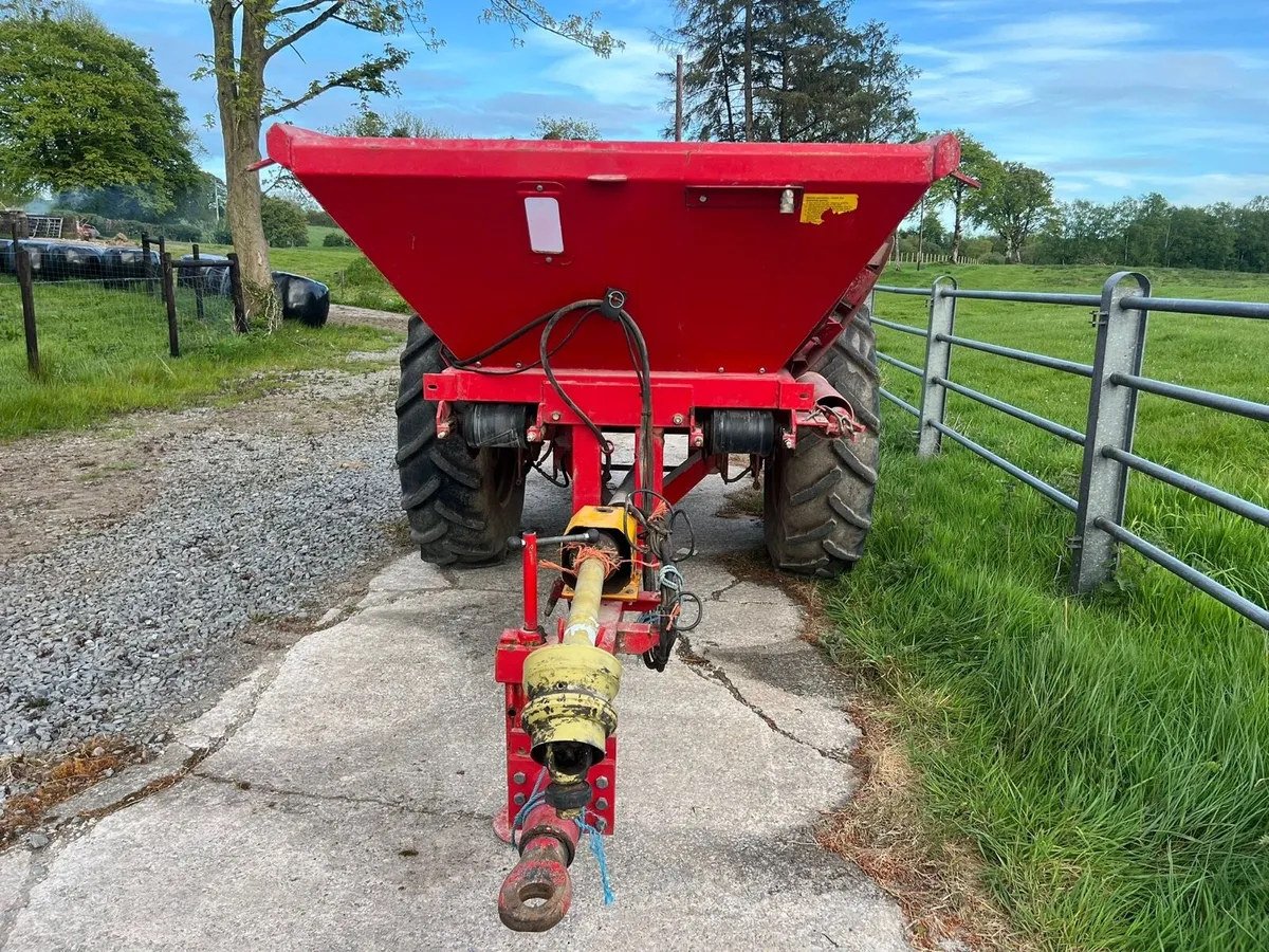KRM Bredal Lime Spreader - Image 2