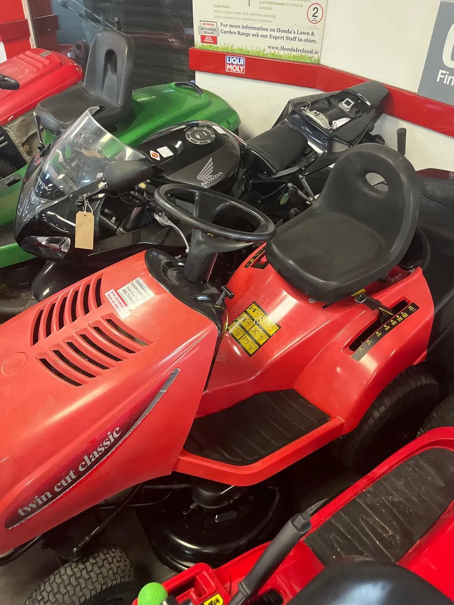 Lawnmowers - Image 4