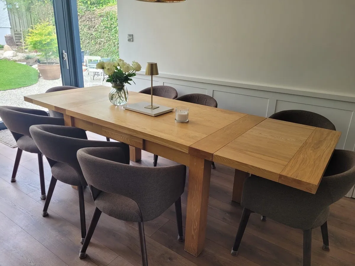 Oak Dining Room Table - Image 1