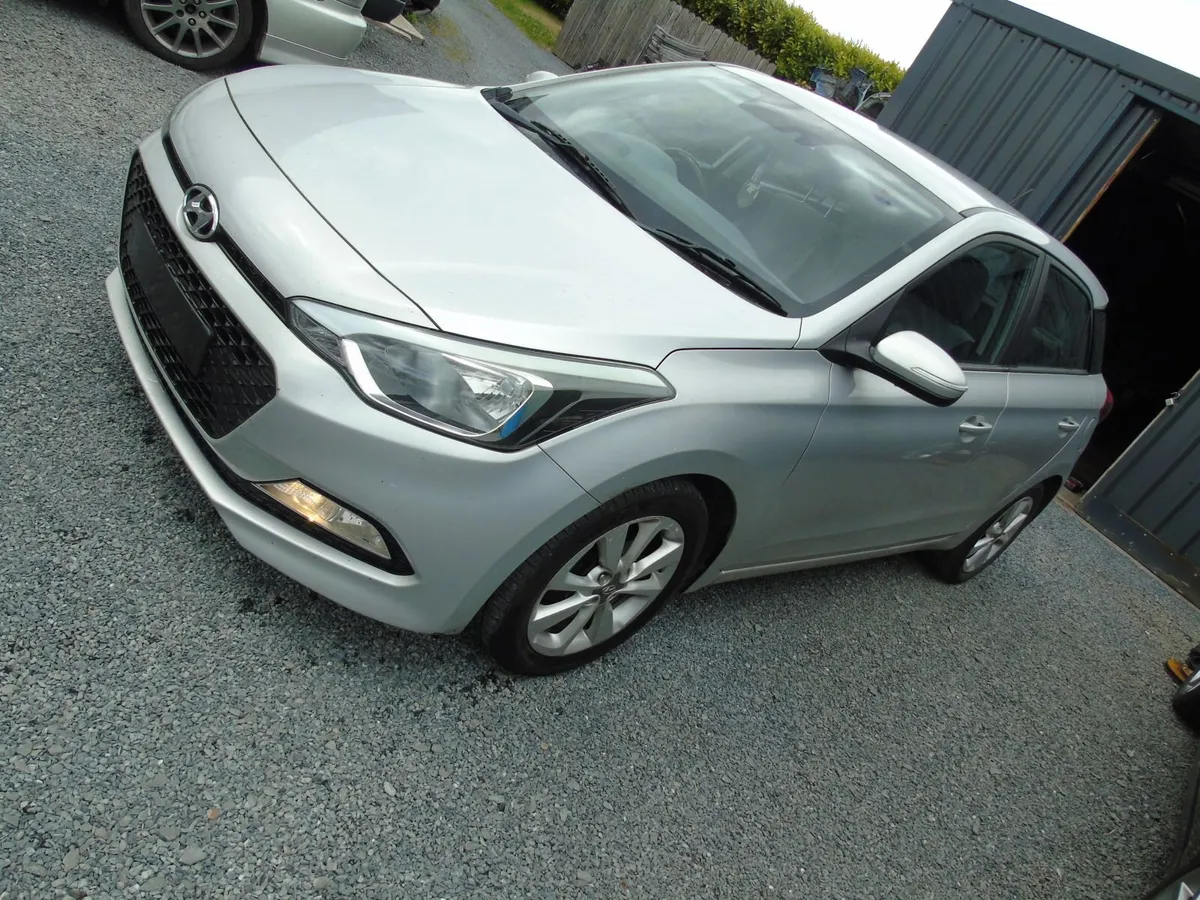 hyundai i20's  breaking - Image 4