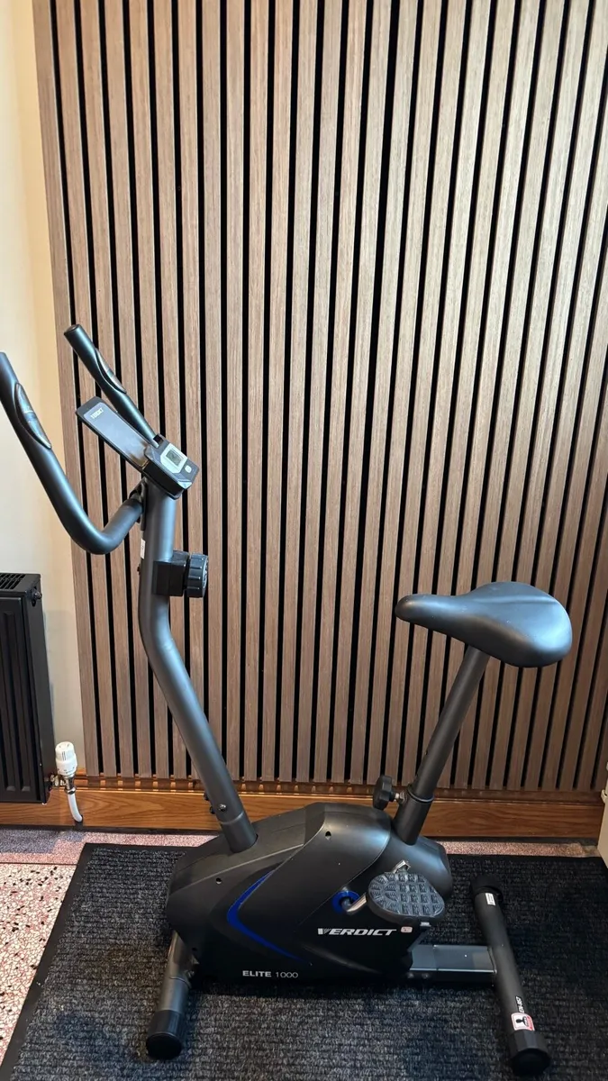 Exercise bike - Image 1