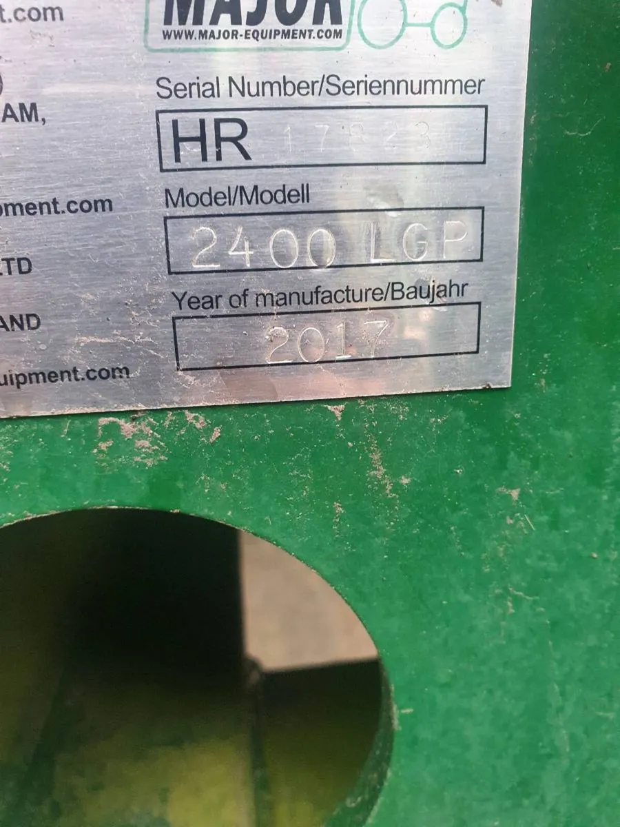 Major 2400 gallon  for sale - Image 4