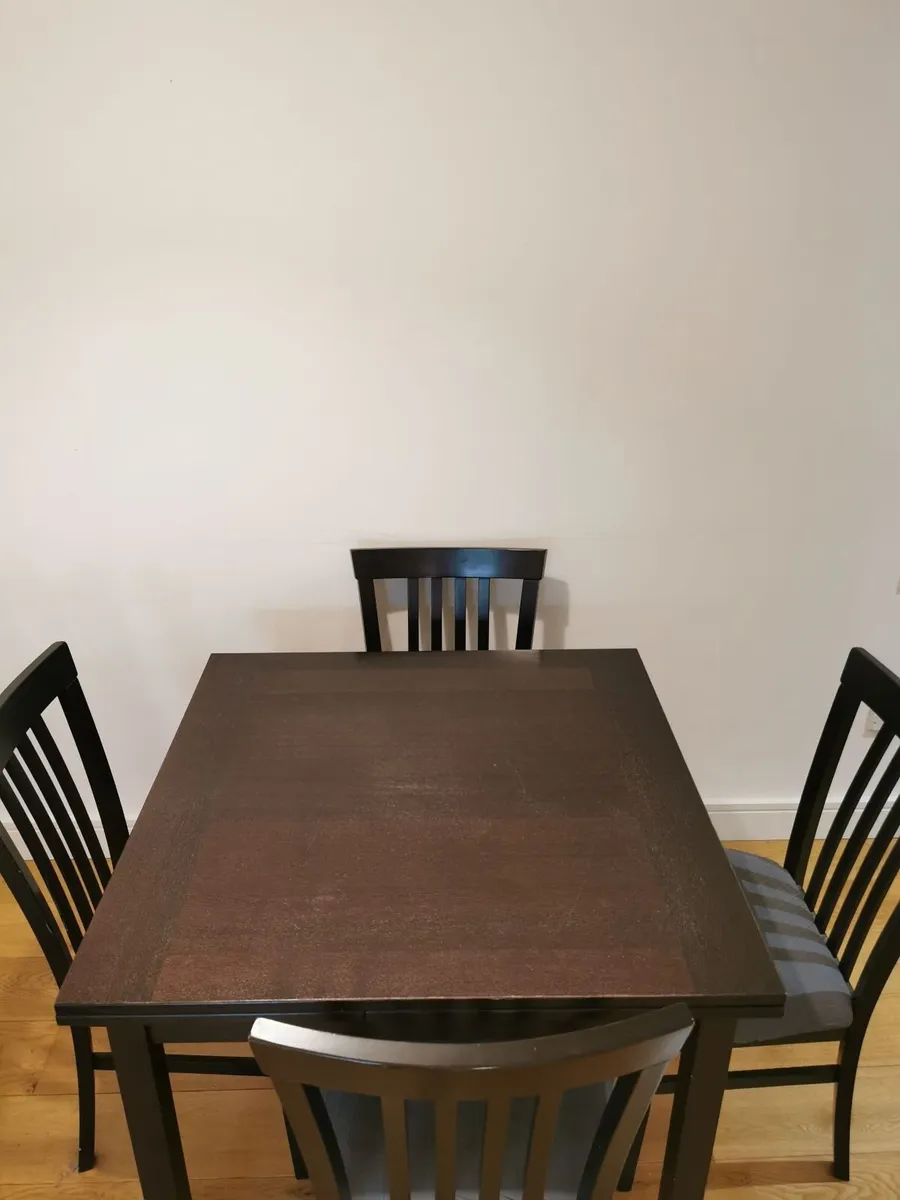 Kitchen Table & 4 Dining room chairs - Image 1