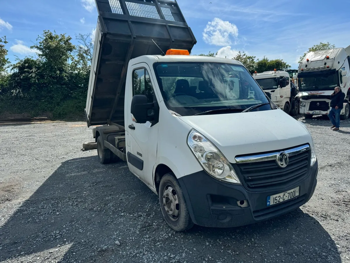 Renault tipper - Image 3