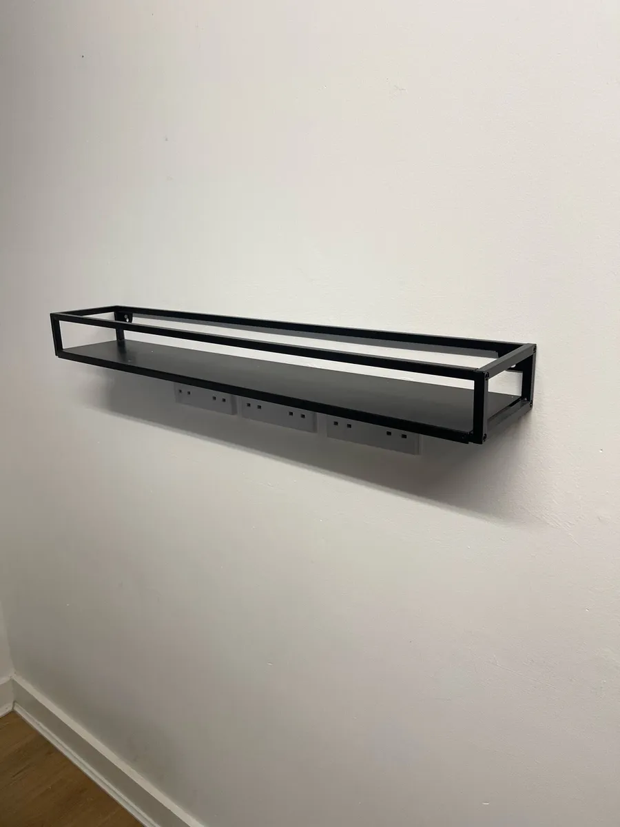 Black metal shelves - Image 3