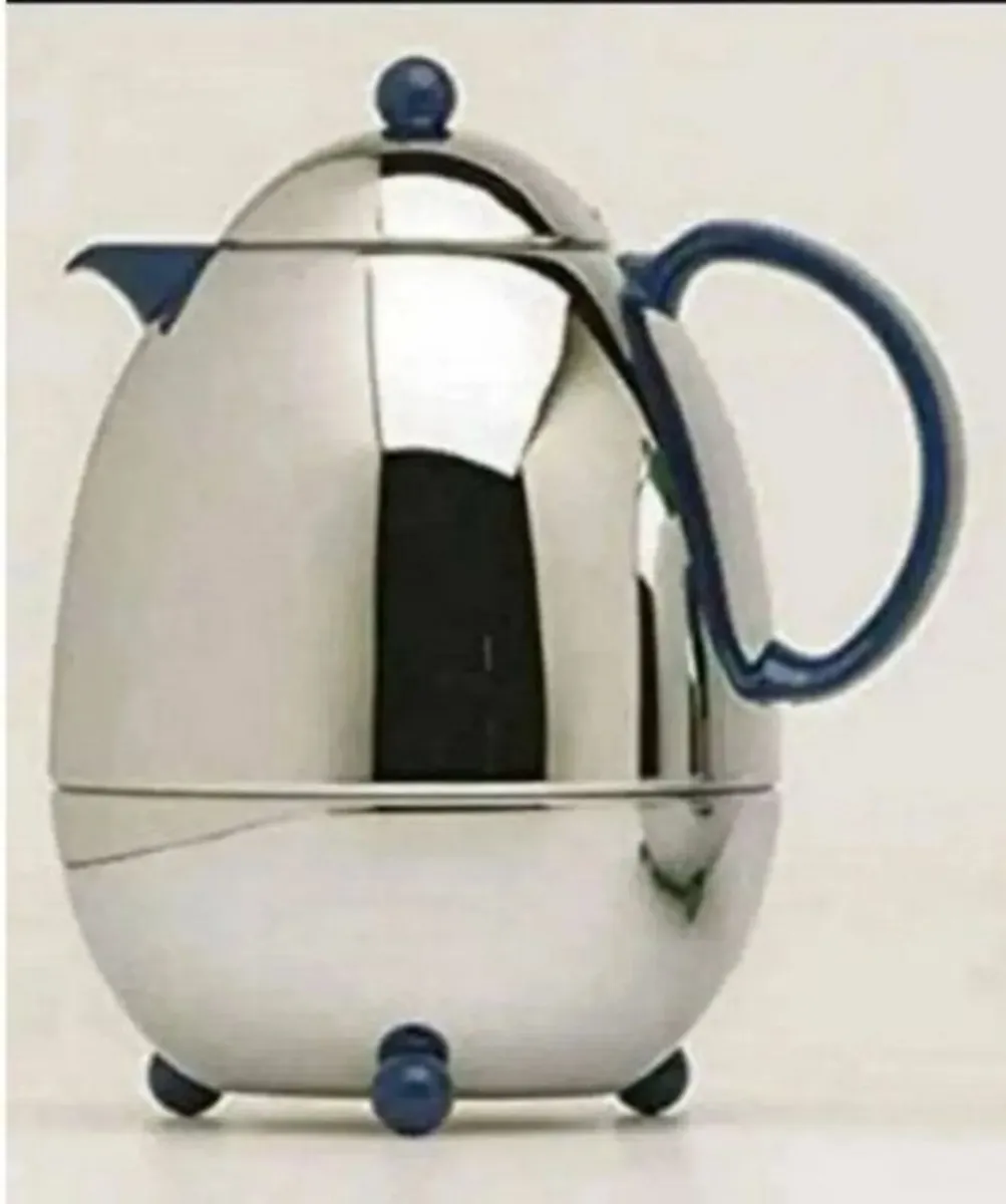 Elia Chrome Oval Vacuum Jug - Image 1