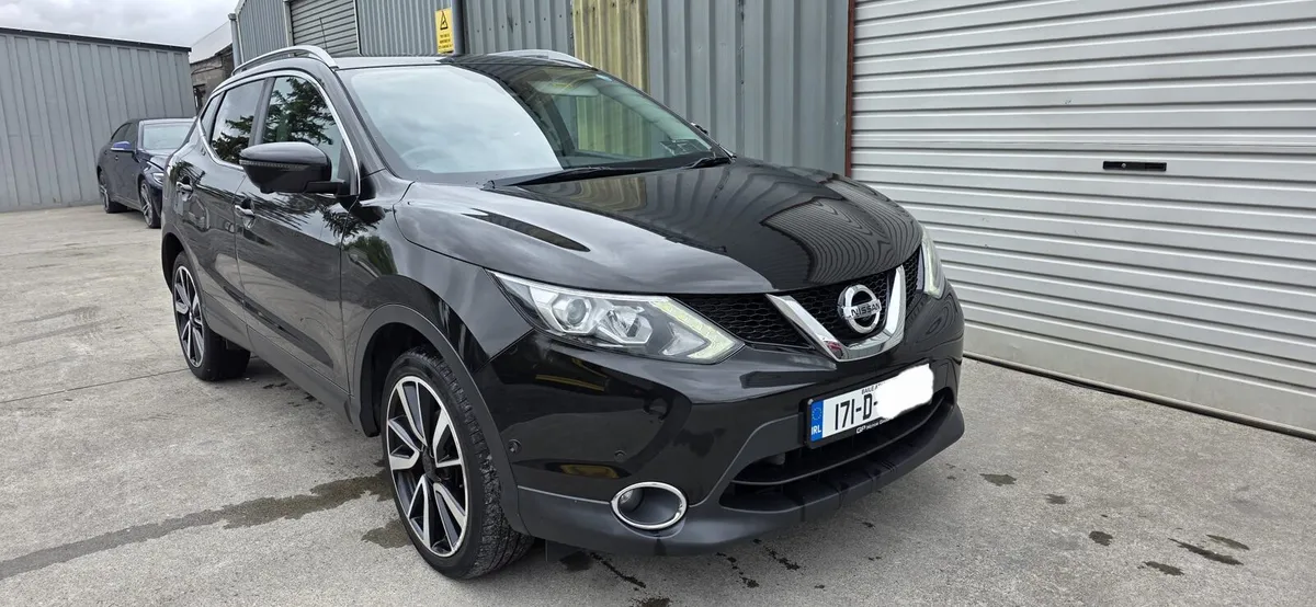 171 NISSAN QASHQAI DIESEL - Image 1