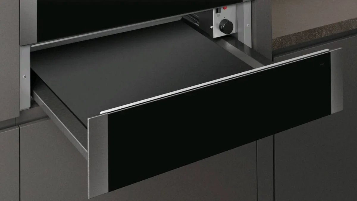Neff warming drawer - Image 1