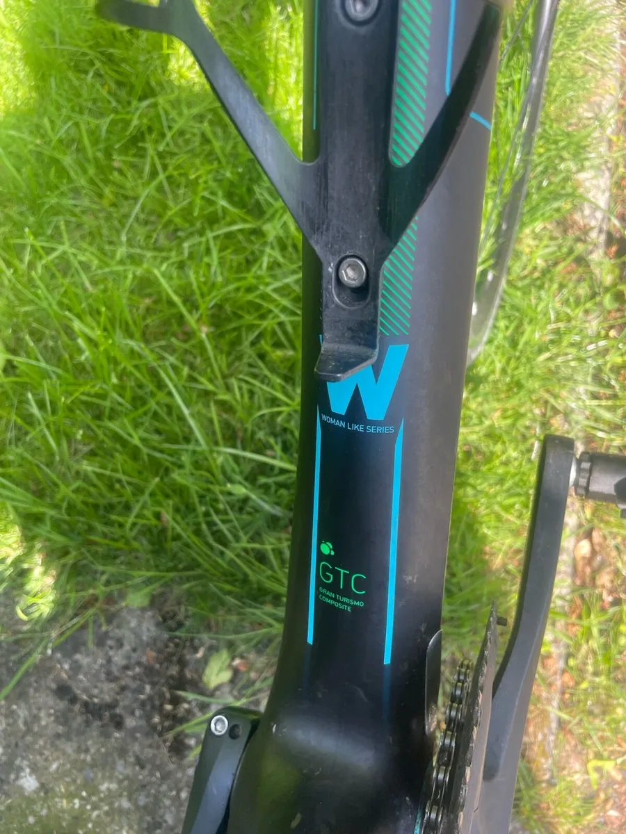 Cube Axial GTC Carbon Road Bike - Small -Size 50cm - Image 4