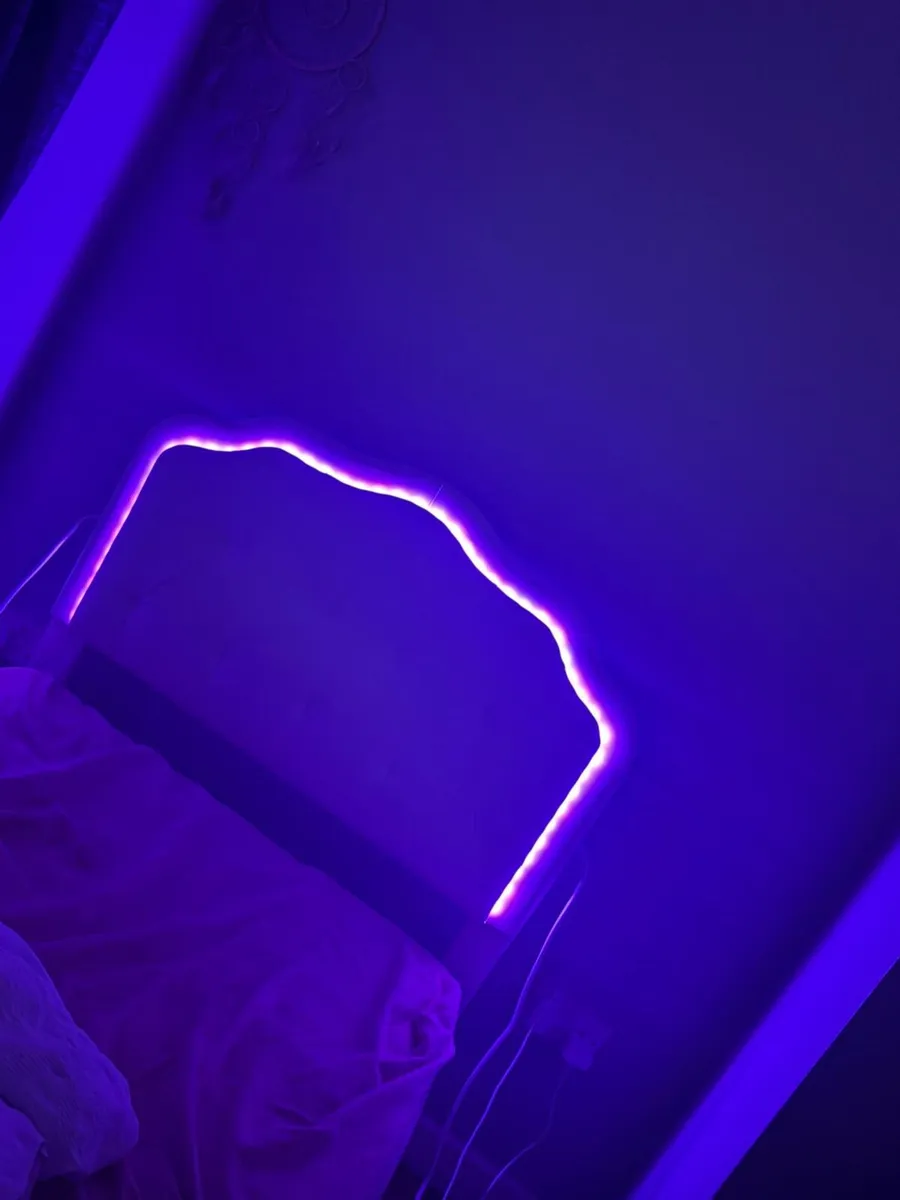 Girls single bed - Image 1