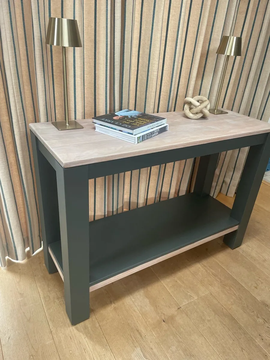 Solid oak hall table / console table - Image 2
