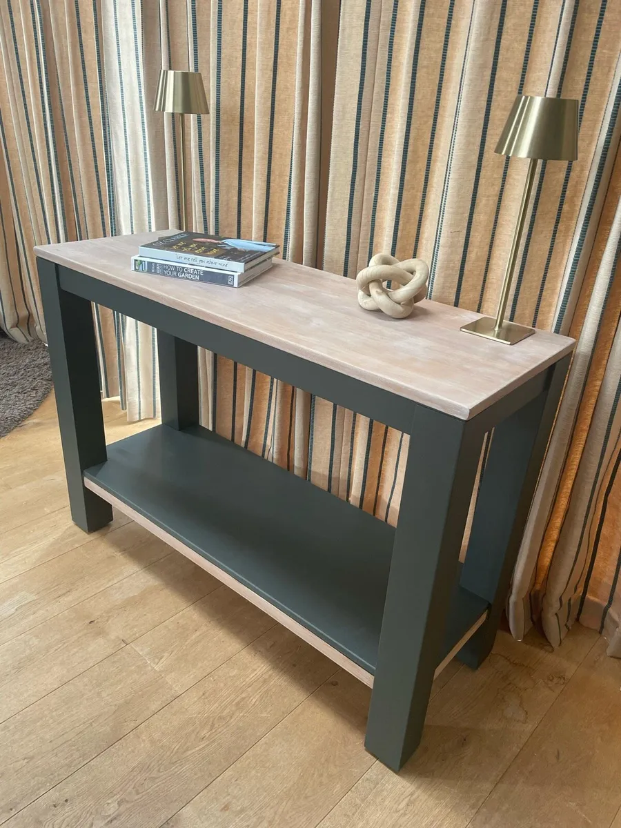 Solid oak hall table / console table - Image 4