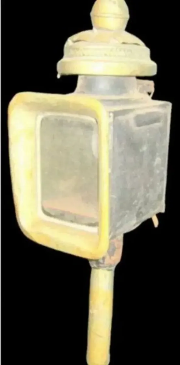 Vintage Original Carriage/Buggy Lamp - Image 2