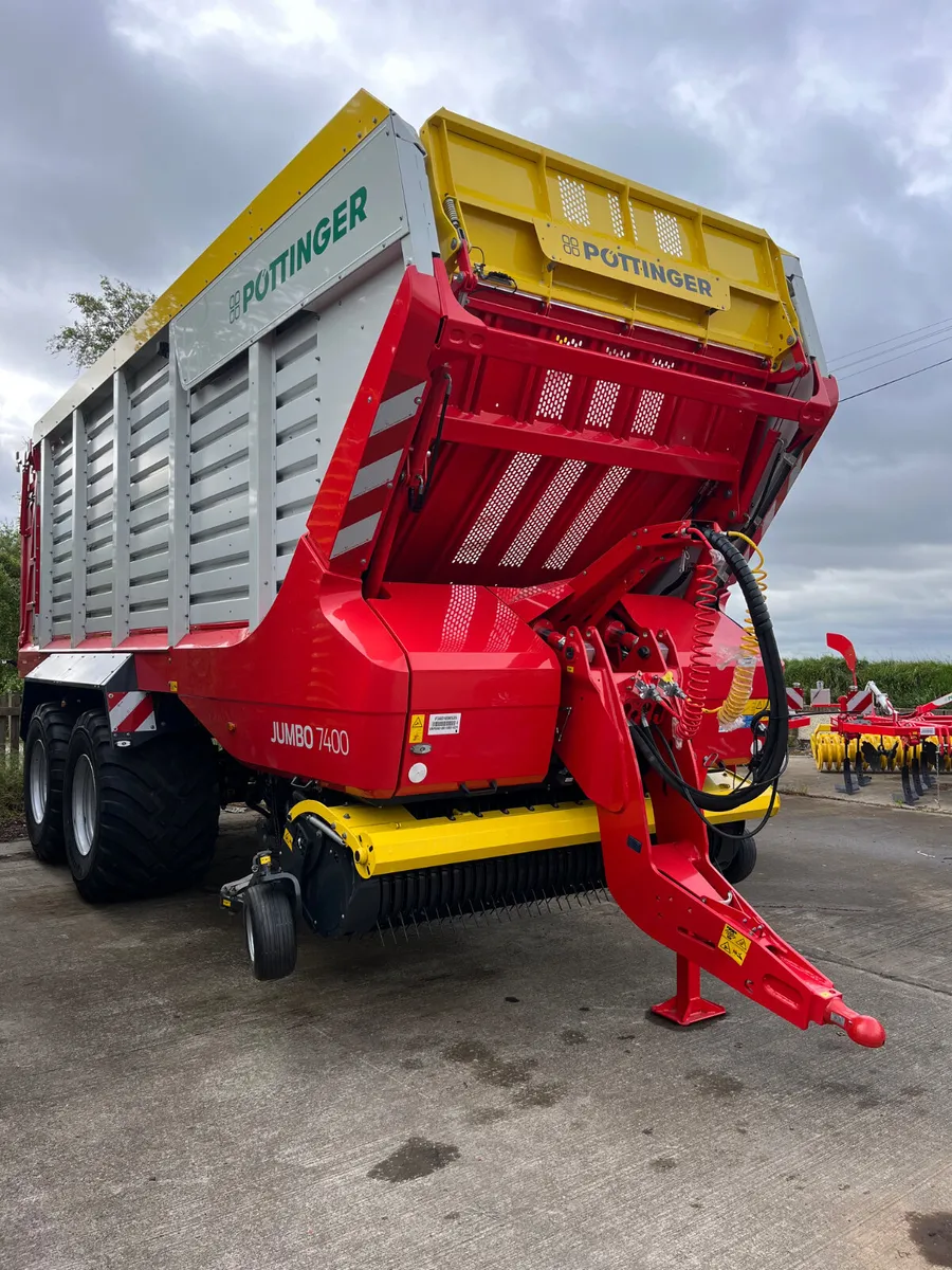 Pottinger Jumbo 7400 - Image 1