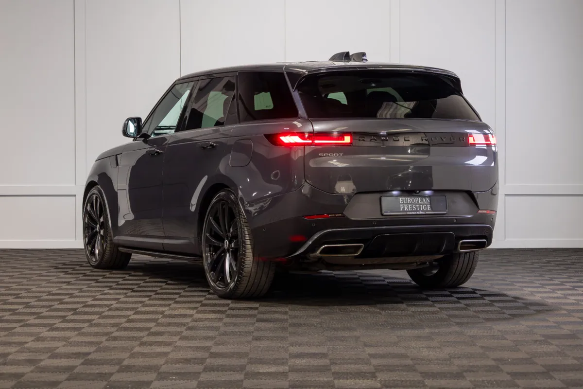 2023 Range Rover Sport P440e SE 5 Seat N1 - Image 4