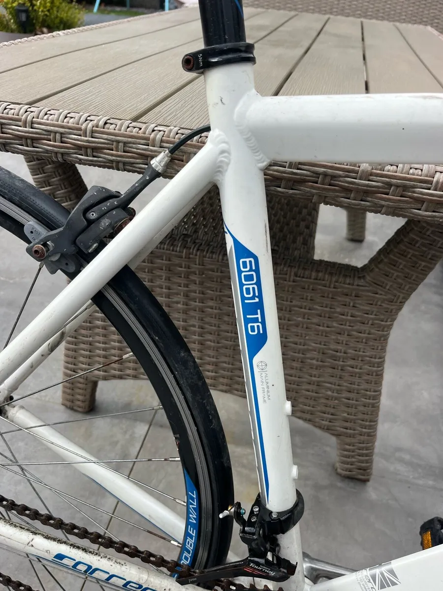 Road racing bike - Image 2